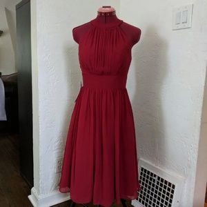 Azazie Yamilet A2 NWT Burgundy
